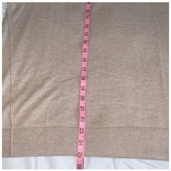 Isaac Mizrahi Live Beige Button Henley Sweater M - Picture 7 of 7